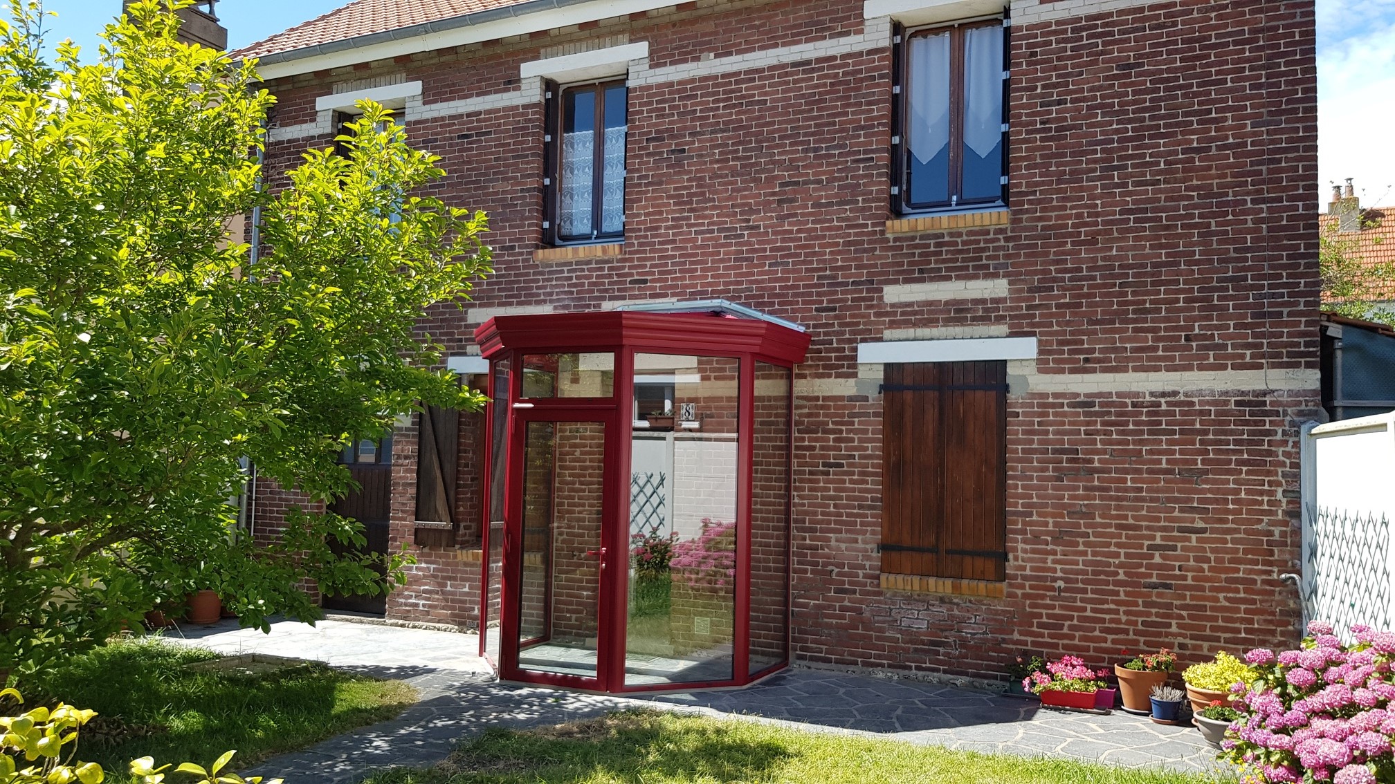 sas rouge entree - veranda photo